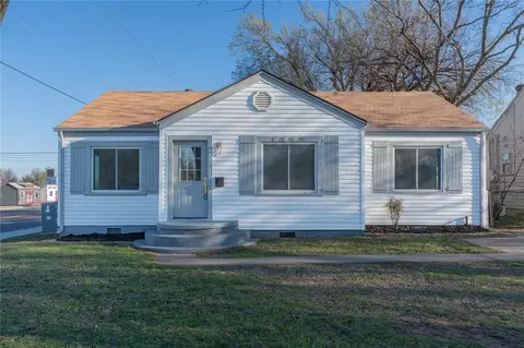 1059 Elm Ave, Yukon, OK 73099