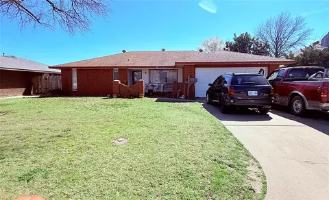 3209 W Cherokee Ave, Enid, OK 73703