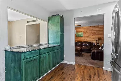 613 N Main St, Thomas, OK 73669 photo 10