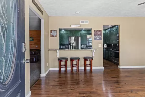 613 N Main St, Thomas, OK 73669 photo 3