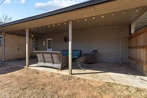 613 N Main St, Thomas, OK 73669 photo 30
