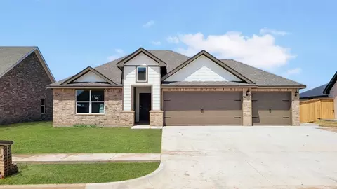 5502 Windstone Ln, Norman, OK 73072