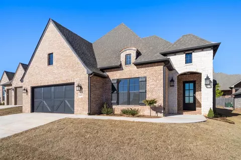 5605 NW 157th St, Edmond, OK 73013