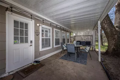 Exterior - 7609 NW 38th St, Bethany, OK 73008 photo 5 of 8