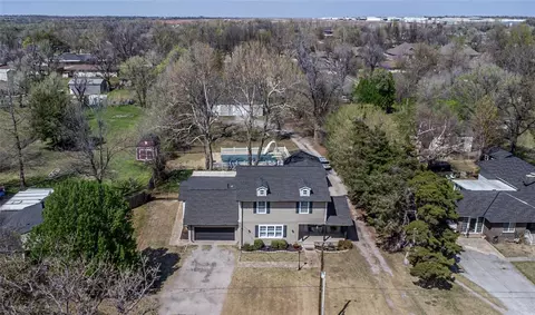 View/Area - 7609 NW 38th St, Bethany, OK 73008 photo 3 of 4