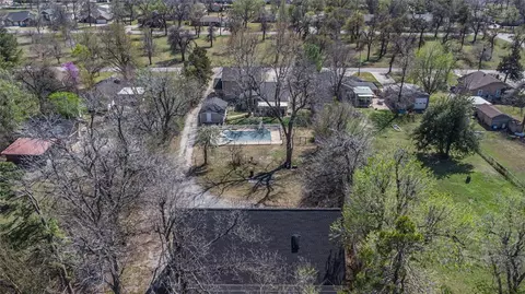 7609 NW 38th St, Bethany, OK 73008
