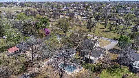 View/Area - 7609 NW 38th St, Bethany, OK 73008 photo 4 of 4