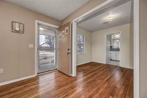 406 E 6th St, Edmond, OK 73034 photo 6
