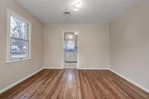 406 E 6th St, Edmond, OK 73034 photo 8