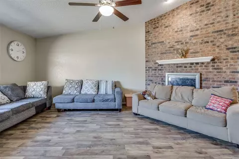 6 Robby Rd, Shawnee, OK 74804 photo 2