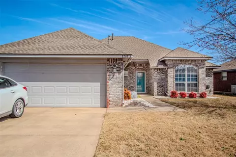 8208 Prairie Ridge Rd, Oklahoma City, OK 73135