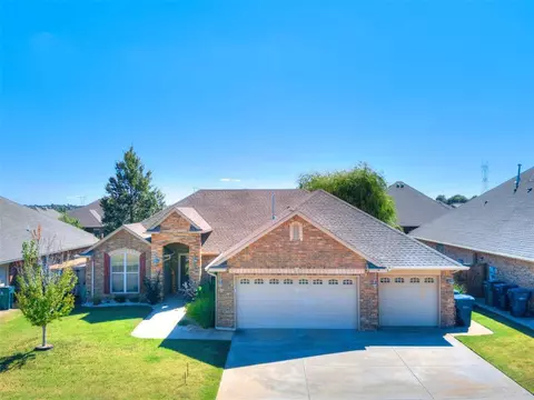 11312 SW 38th St, Mustang, OK 73064