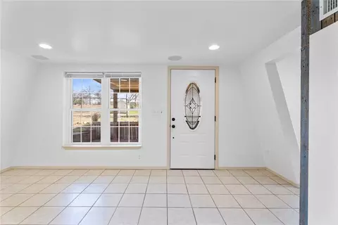 12203 E Franklin Rd, Norman, OK 73026 photo 6