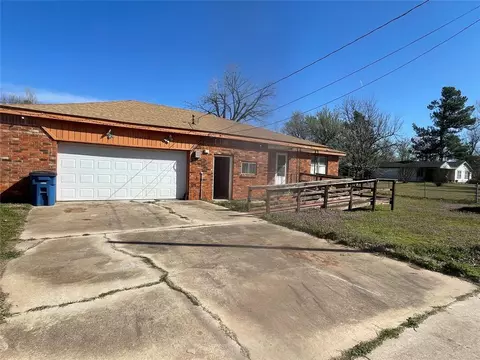 10821 NE 16 St, Oklahoma City, OK 73130