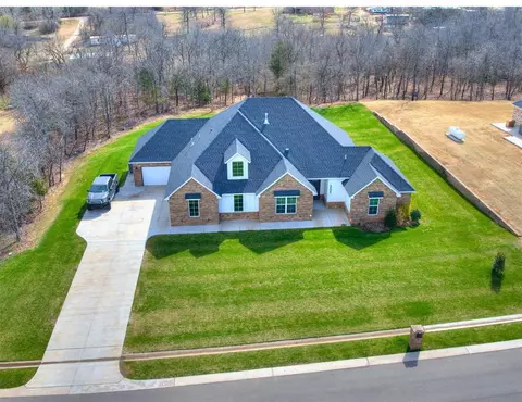 5500 Sunset Ridge Rd, Newalla, OK 74857