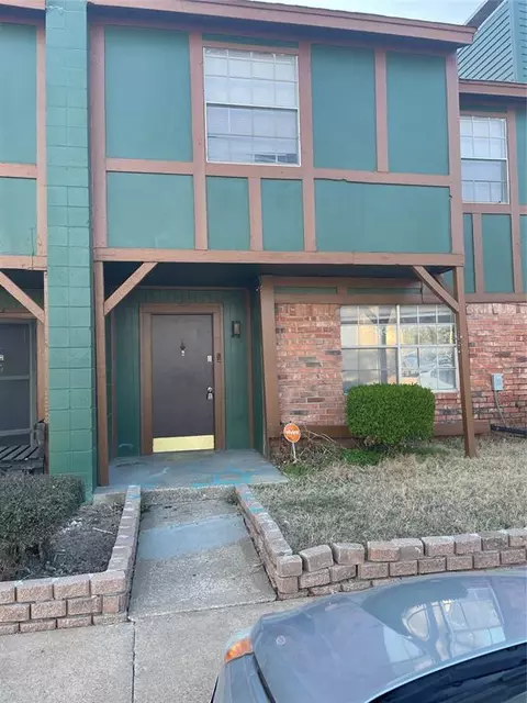 2604 N Ann Arbor Ave #123, Oklahoma City, OK 73127