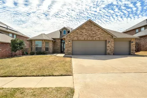 11304 NW 96th St, Yukon, OK 73099