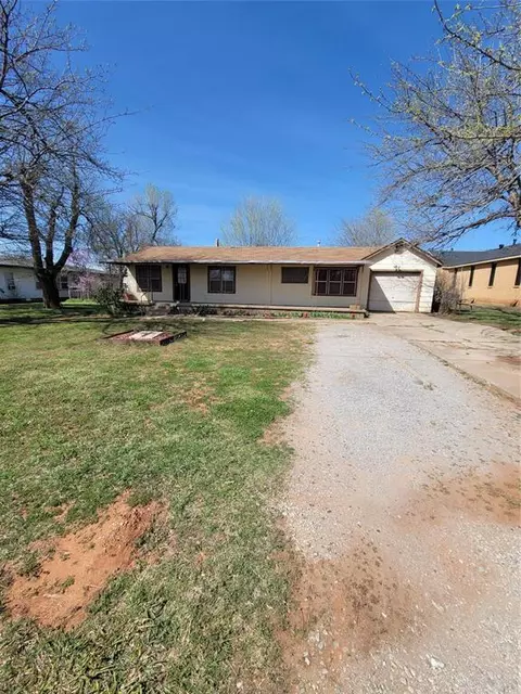 3009 SE 18th St, Del City, OK 73115