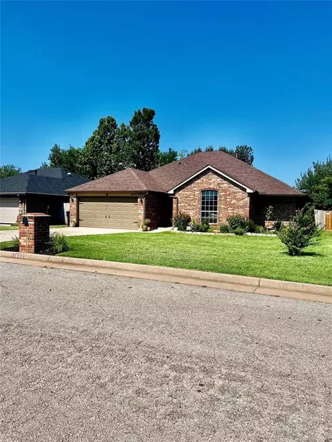 16325 Bandera, Edmond, OK 73013