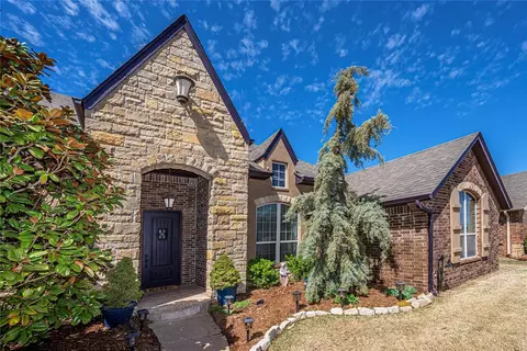 8301 NW 146th St, Oklahoma City, OK 73142