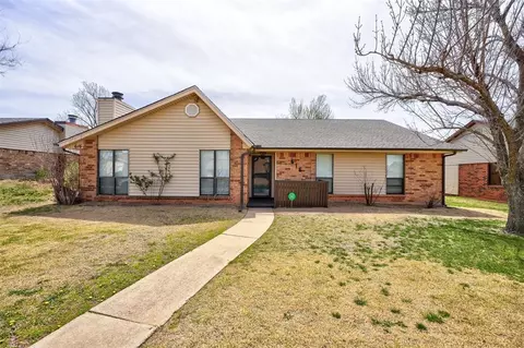 616 NW 139th St, Edmond, OK 73013