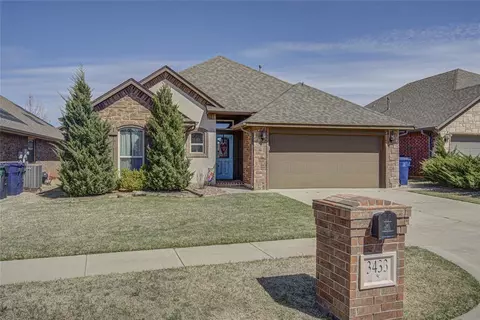 3433 NW 162nd St, Edmond, OK 73013