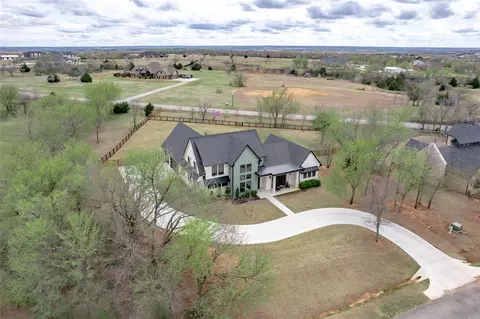 2562 Sandplum Ln, Goldsby, OK 73093