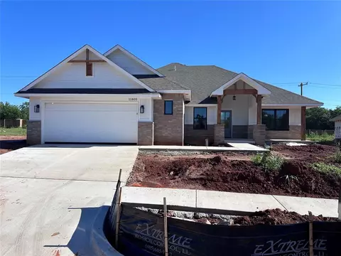 11805 NW 120th St, Yukon, OK 73099