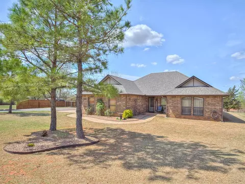 5301 N County Line Ave, Blanchard, OK 73010