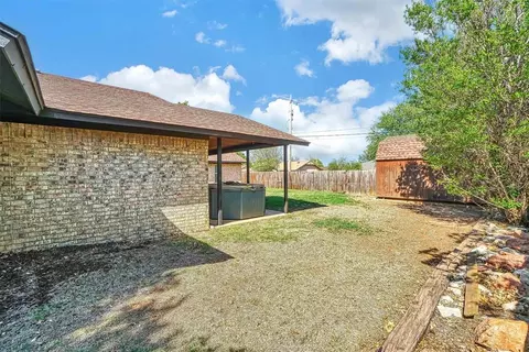 816 Rosehaven Dr, Altus, OK 73521 photo 47