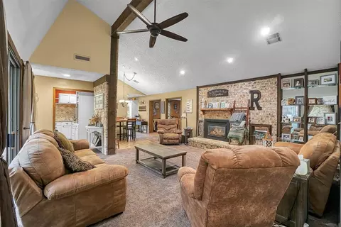 816 Rosehaven Dr, Altus, OK 73521 photo 6