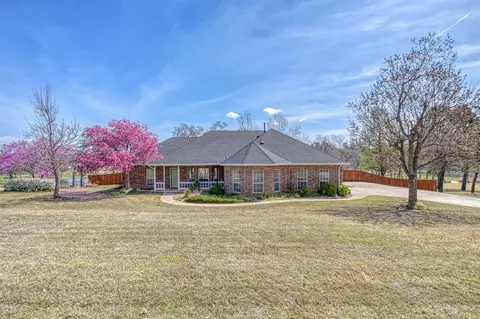 2066 Lakeview Dr, Choctaw, OK 73020