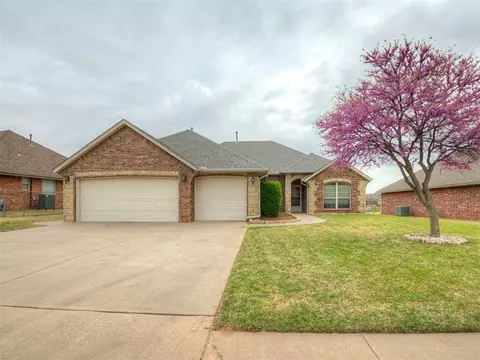 816 White Tail Trl, Yukon, OK 73099
