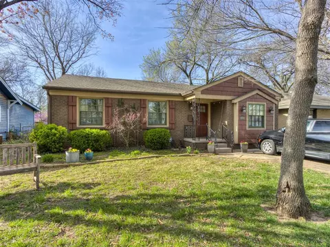 1106 W Symmes St, Norman, OK 73069