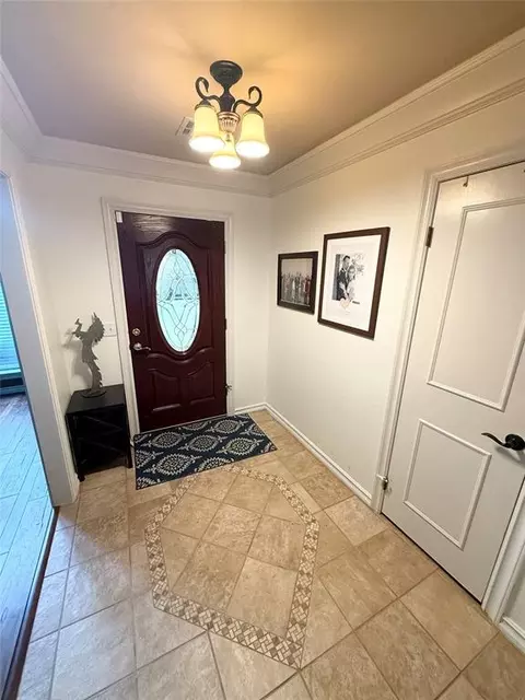 312 Val Verde St, Altus, OK 73521 photo 3