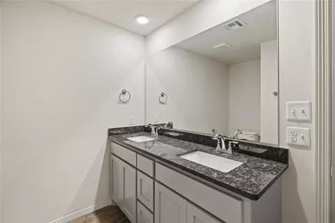 1933 Olive Ave, Tuttle, OK 73089 photo 17