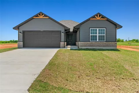 1933 Olive Ave, Tuttle, OK 73089 photo 2