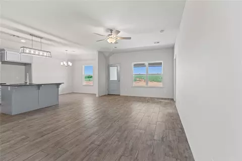1933 Olive Ave, Tuttle, OK 73089 photo 9