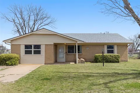 2705 County Street 2831 St, Chickasha, OK 73018