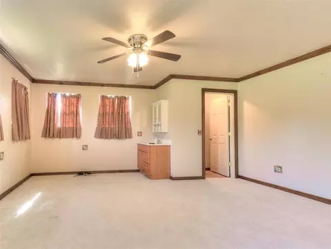 407 Heather Ln, Tuttle, OK 73089 photo 3