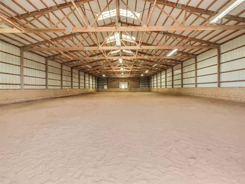 4200 E Cedar Ln, Noble, OK 73068