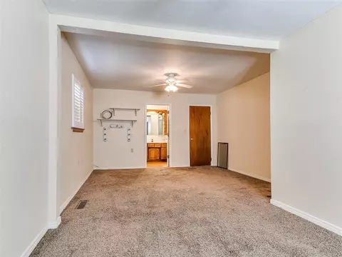 701 SW 1st St, Tuttle, OK 73089 photo 27