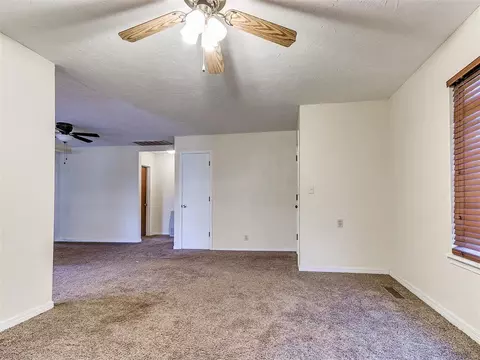 701 SW 1st St, Tuttle, OK 73089 photo 11