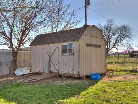 701 SW 1st St, Tuttle, OK 73089 photo 39