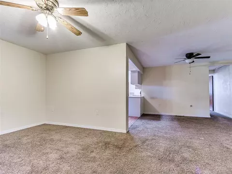 701 SW 1st St, Tuttle, OK 73089 photo 10