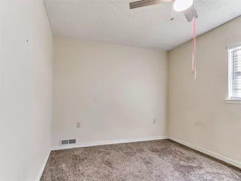 701 SW 1st St, Tuttle, OK 73089 photo 34