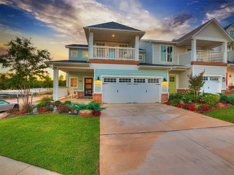 601 Harbor Town Dr, Edmond, OK 73034