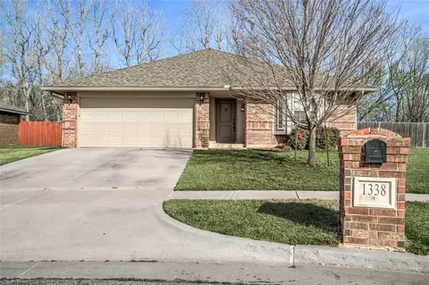 1338 Selborne Pl, Yukon, OK 73099