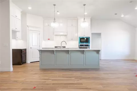 2217 NW 171st St, Edmond, OK 73012