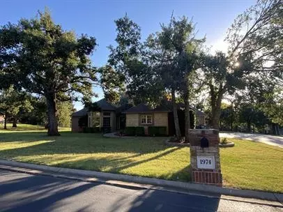 1974 Padova Pt, Edmond, OK 73034